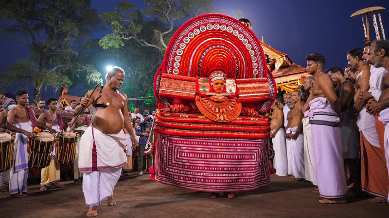 പയ്യന്നൂർ കോറോം ശ്രീ മുച്ചിലോട്ട് ഭഗവതി ക്ഷേത്രം